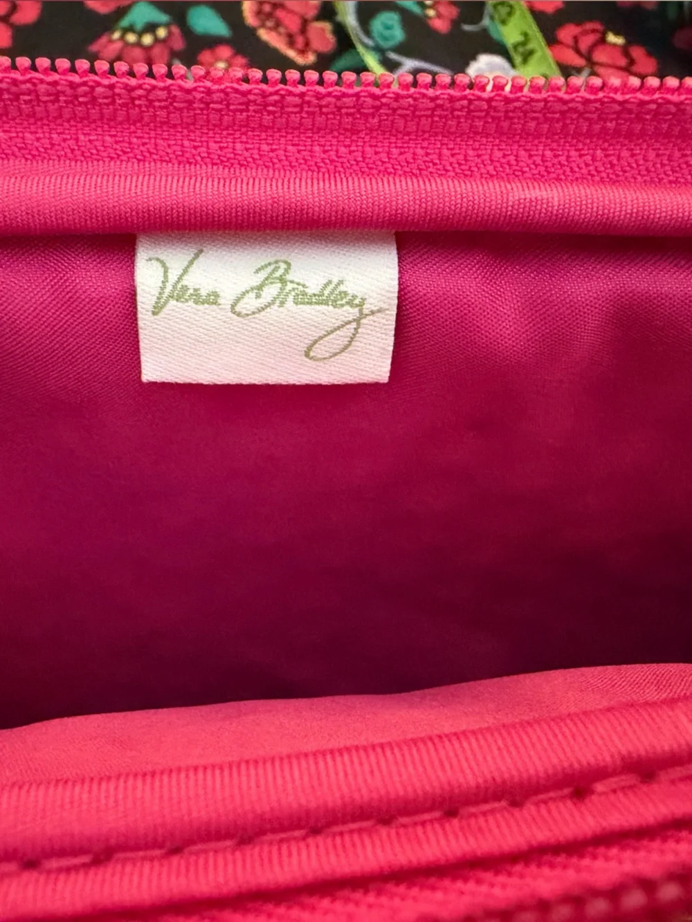Vera Bradley Paisley Bright Pink Quilted Case for Laptop/Tablet